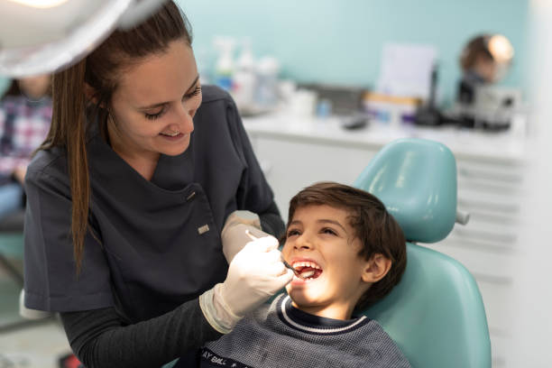 Best Broken Tooth Emergency  in Victoria, KS